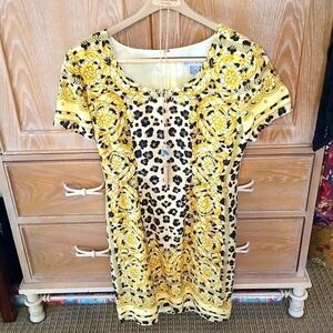GORGEOUS YELLOW & GOLD & BLACK LEOPARD PRINT DRESS!! NEVER WORN 100% SILK LINING